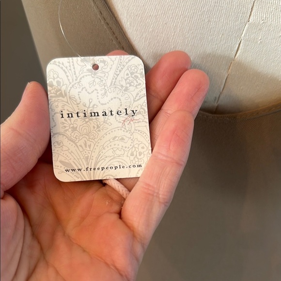 Free people keep it sleek
Xs body suit - Picture 4 of 4